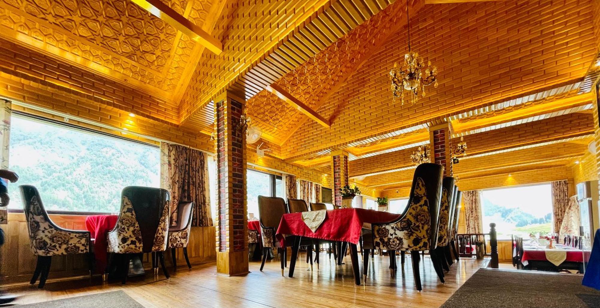 Hotel Village Walk Sonāmarg 외부 사진