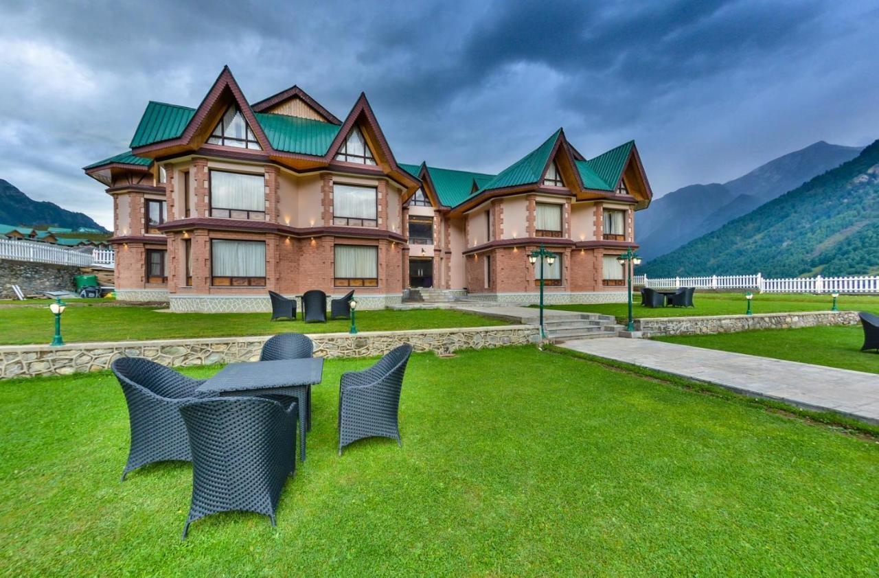 Hotel Village Walk Sonāmarg 외부 사진